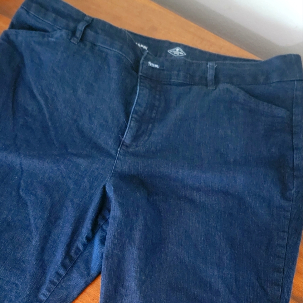 Women's Capri pants